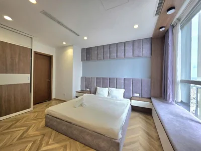 Three-Bedroom Apartment with Balcony — Cozy Apartment at Vinhomes Central Park